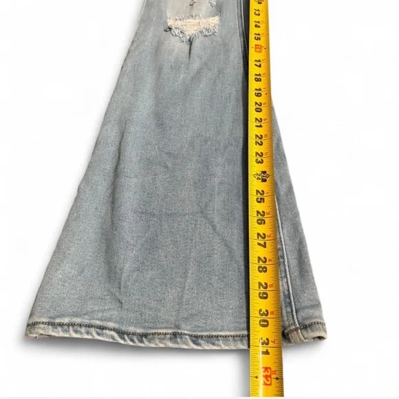 Women’s Cello Distressed, Super Flare Jeans. Size 5 - Picture 4 of 6